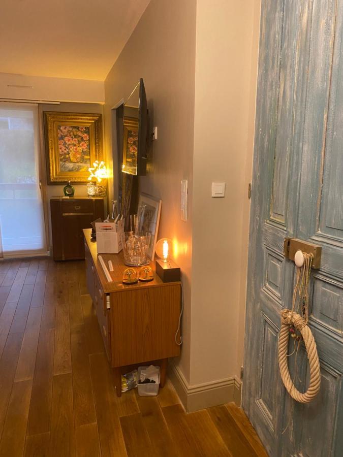 Appartement Monseigneur Vannes Bagian luar foto